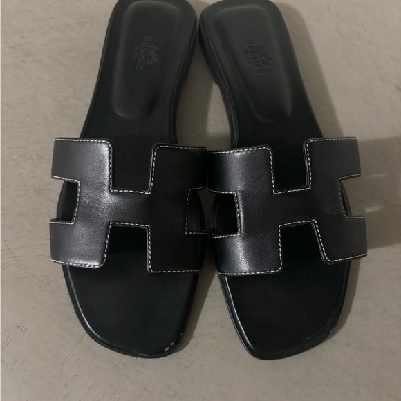 Hermes Oran Sandal - Picture 2 of 4